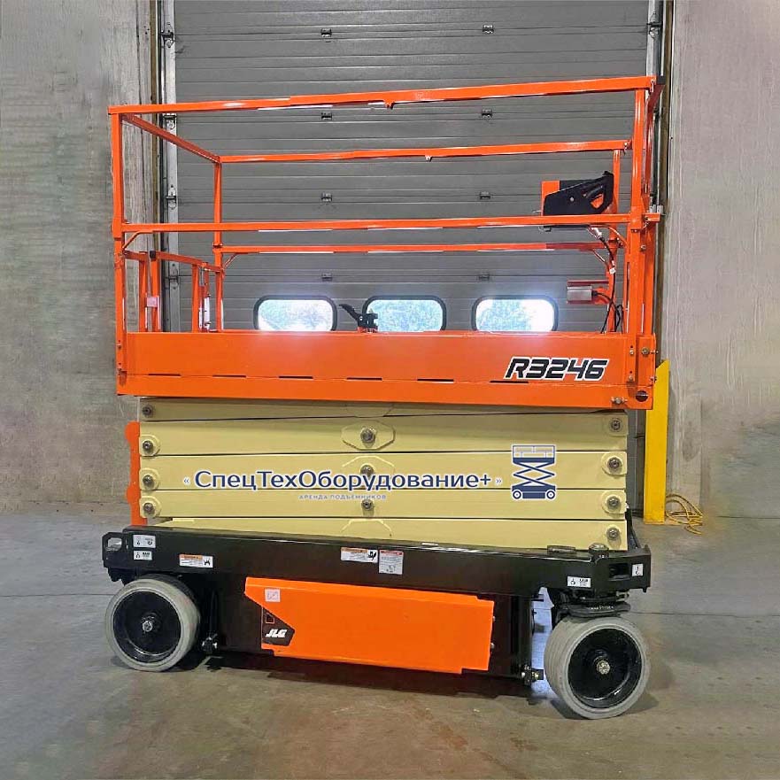 JLG R3246